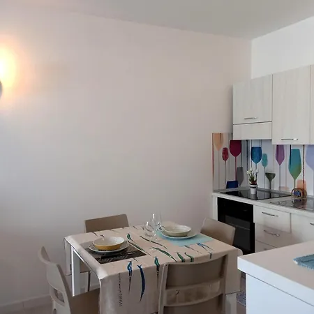 Апартаменты Affittimoderni Gabbiano - Cste03 *